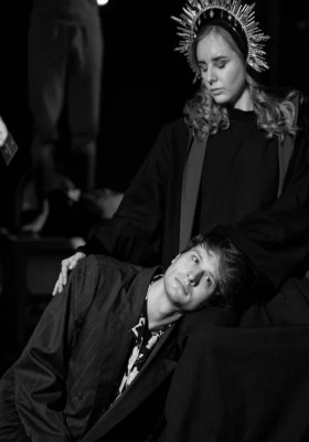 Величне століття. Веселе 